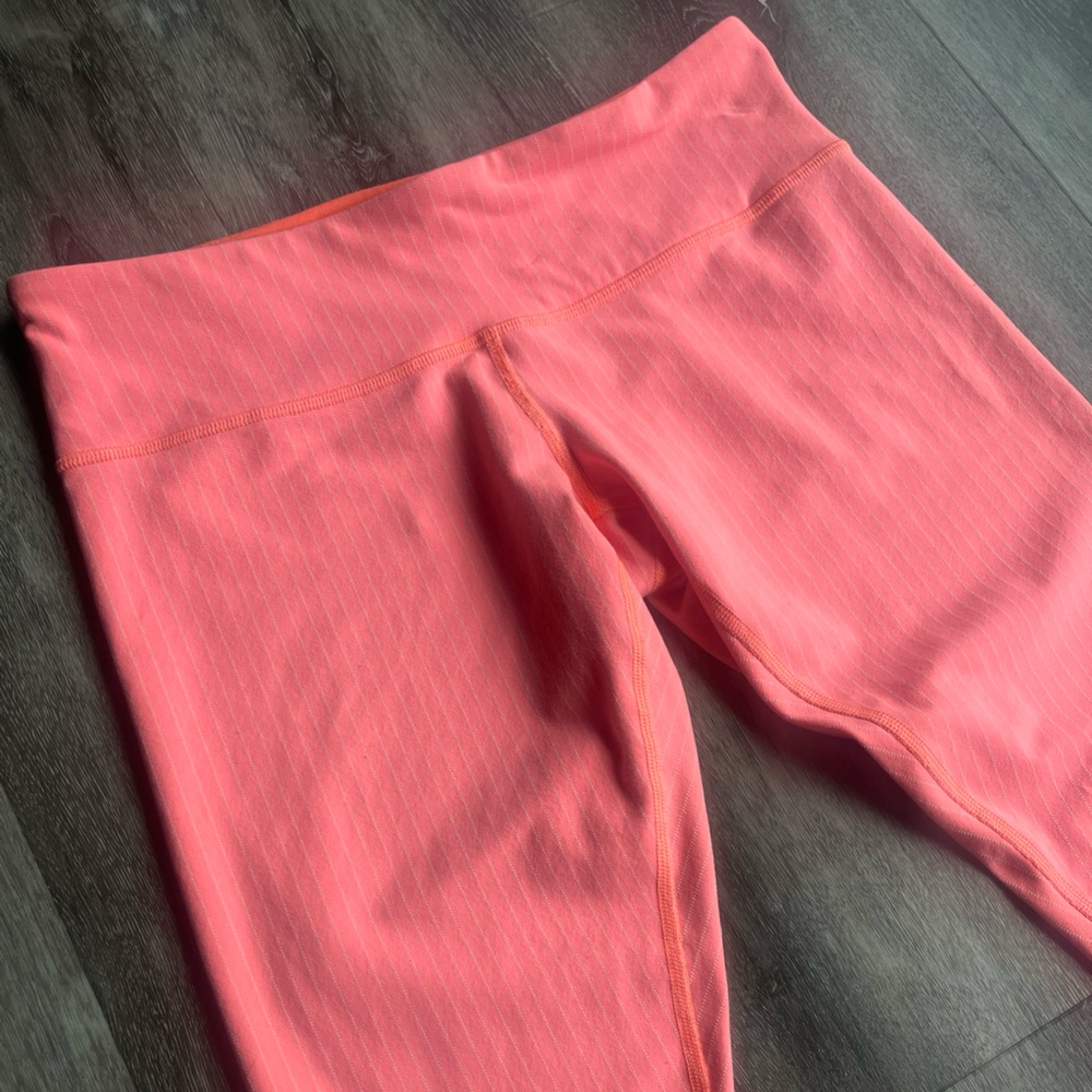 Lululemon cropped leggings